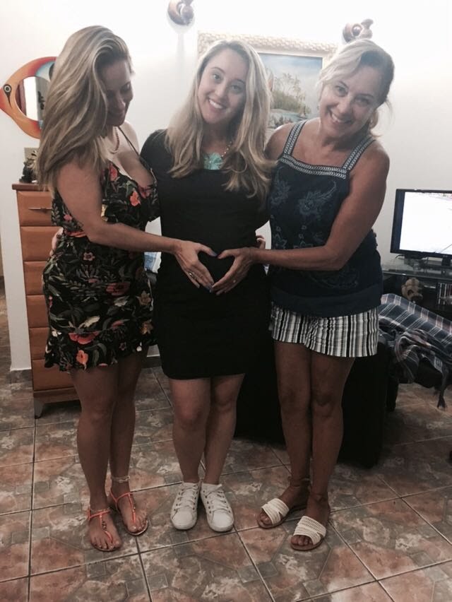 Familia se preparando